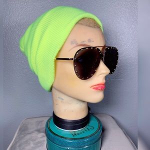 Rad, neon beanie!!